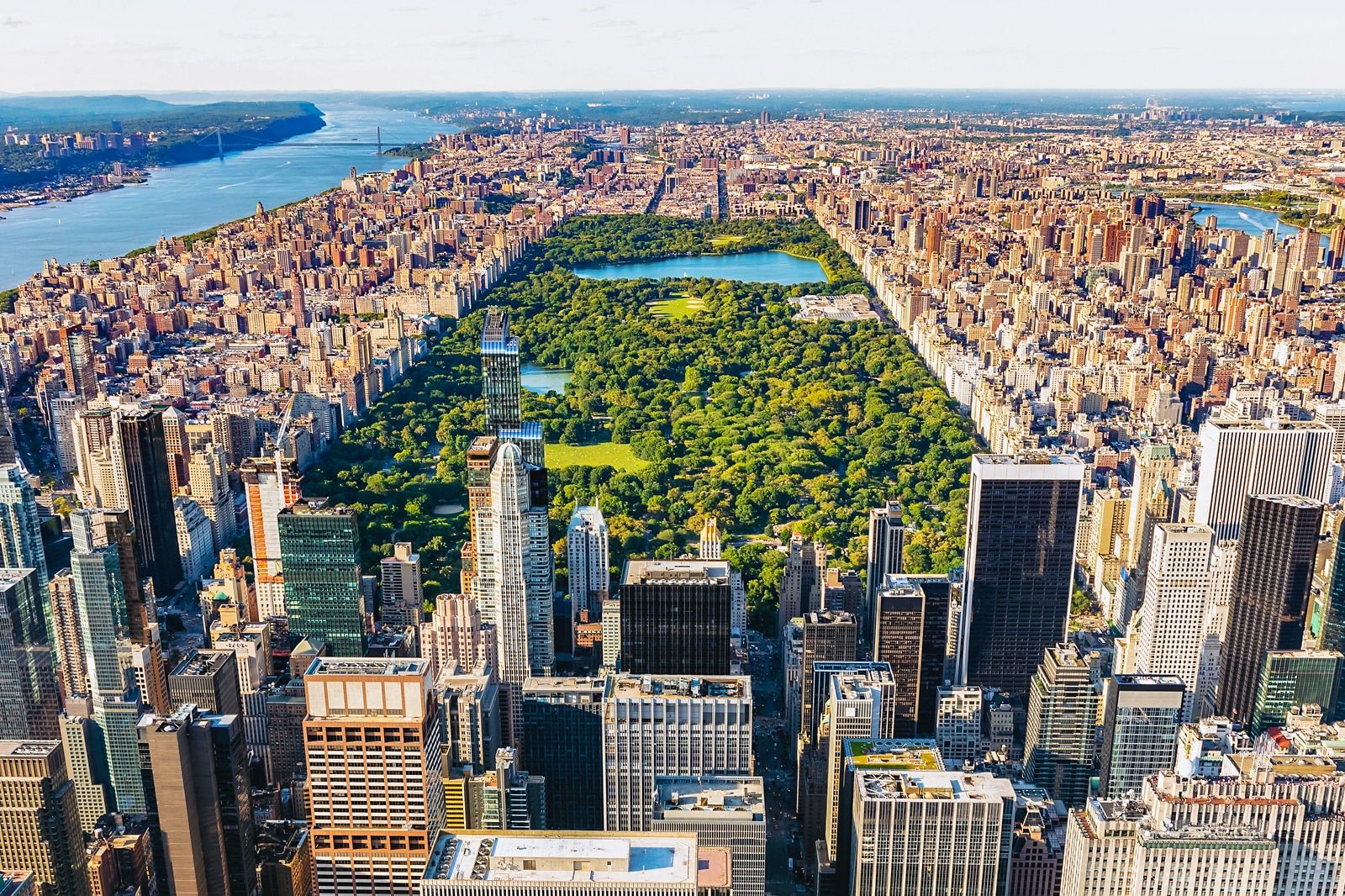 New York skyline representing FundSight’s expansion to the United States